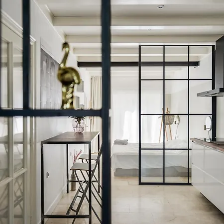 Loft With Light Garden 아파트 잔드보르트