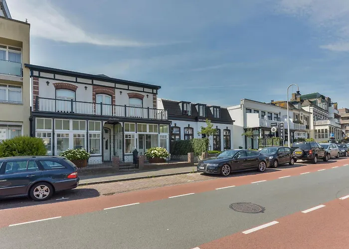 Loft With Light Garden Apartment Zandvoort